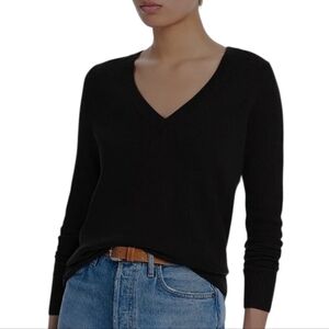 Aqua Cashmere Classic Minimalist Neutral Black V-neck Pullover Sweater women's S